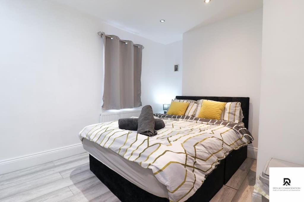 Den Accommodation & Short Lets Greenwich London - 3 Bed House Exterior foto