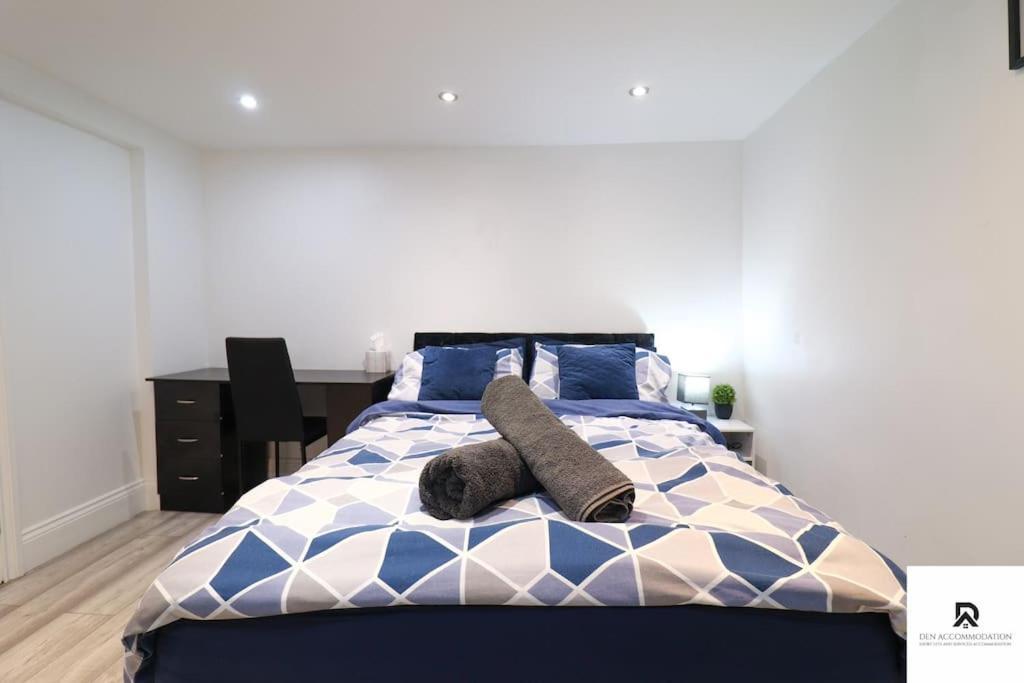 Den Accommodation & Short Lets Greenwich London - 3 Bed House Exterior foto