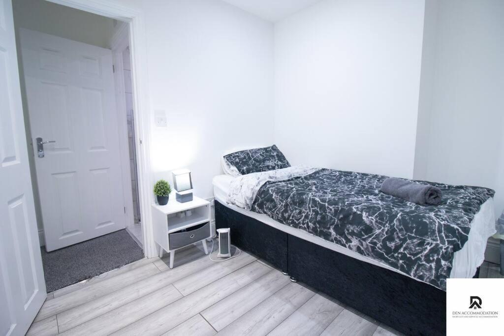 Den Accommodation & Short Lets Greenwich London - 3 Bed House Exterior foto