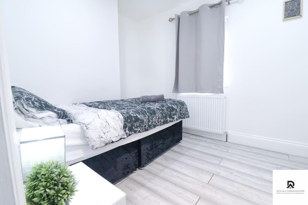 Den Accommodation & Short Lets Greenwich London - 3 Bed House Exterior foto