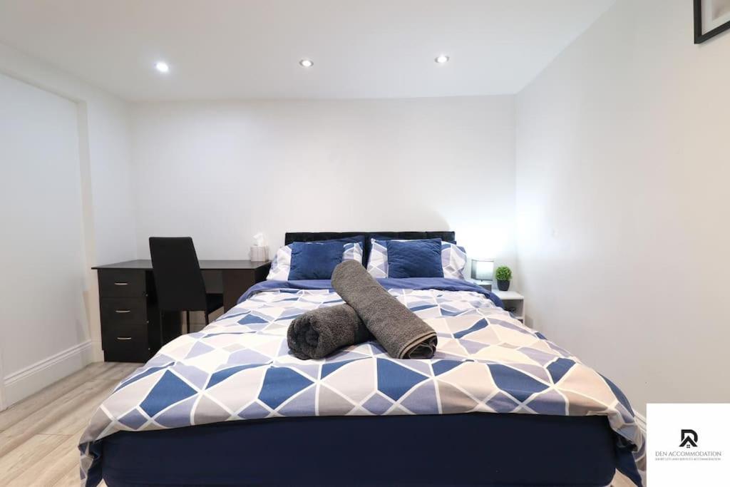 Den Accommodation & Short Lets Greenwich London - 3 Bed House Exterior foto