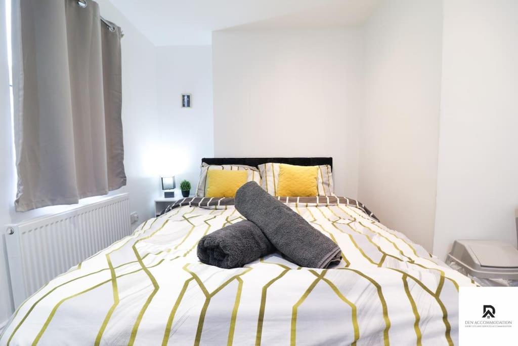 Den Accommodation & Short Lets Greenwich London - 3 Bed House Exterior foto